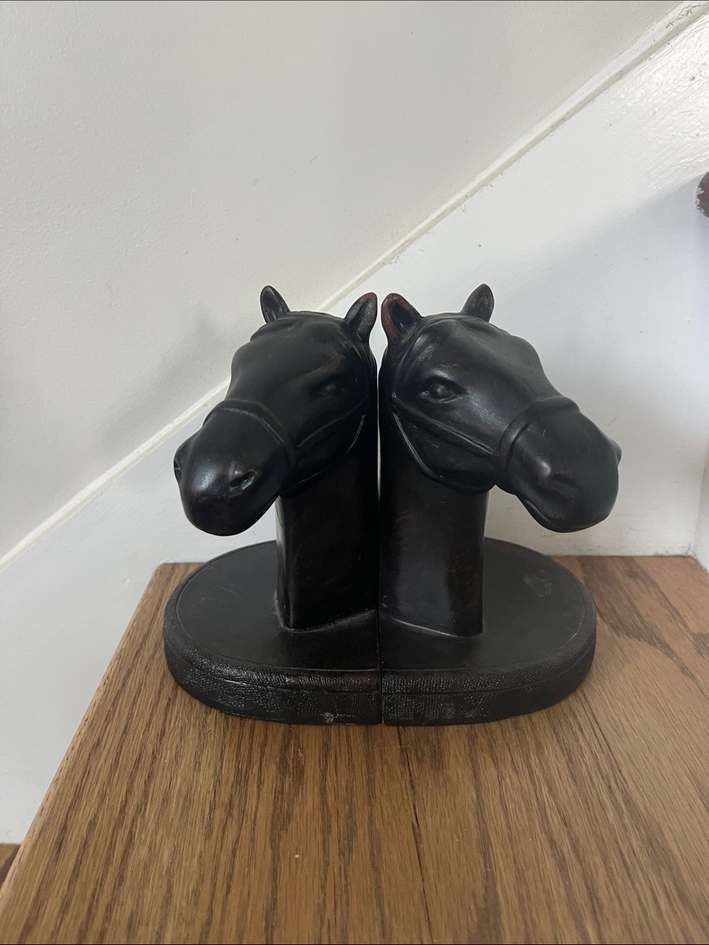Black Horse Head Bookends 4lbs total - Picture 4 of 6